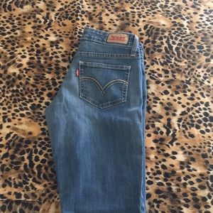 Levi’s 518 Superlow Jeans